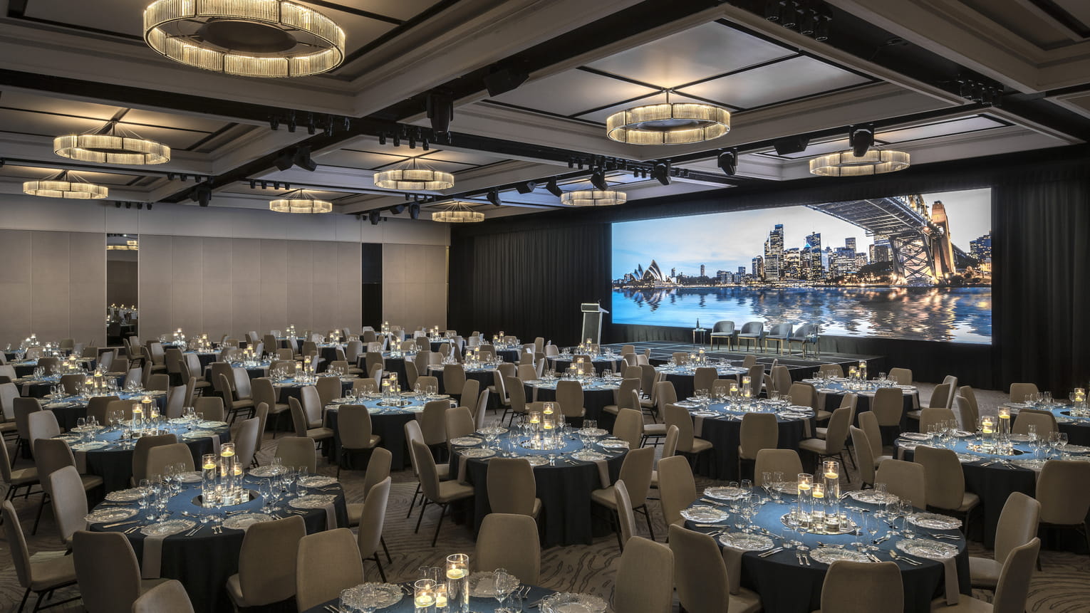 Four-Seasons-Hotel-Sydney-Grand-Ballroom